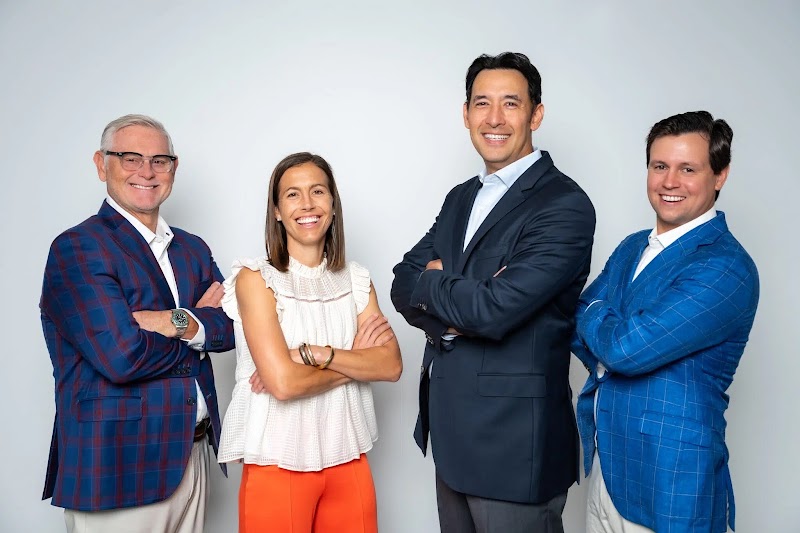 Aleco Elias Tujios, DDS — pediatric dentist in Dallas