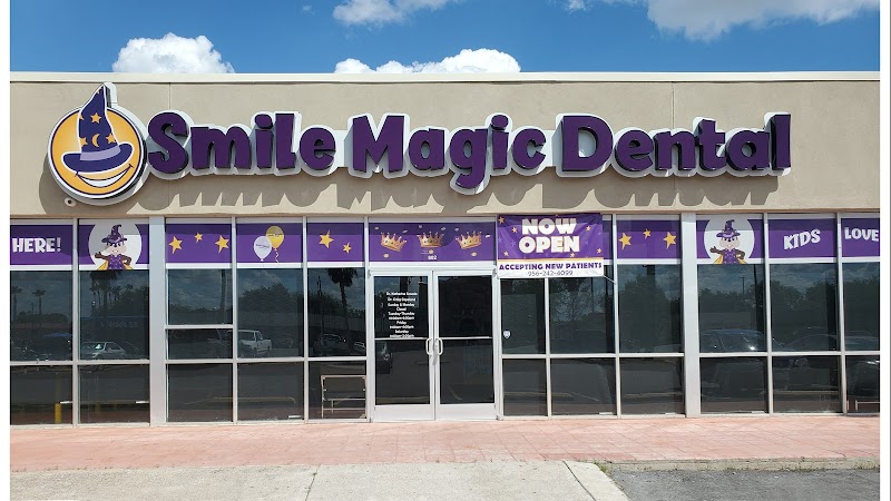 Ashton-travis Queja, DDS — pediatric dentist in Weslaco