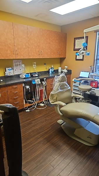 Christopher Mark Carney, DDS — pediatric dentist in Mansfield