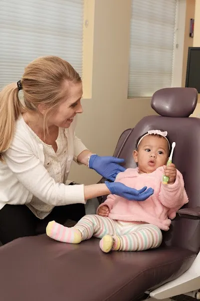 Courtney Beth Carr, DDS — pediatric dentist in Austin