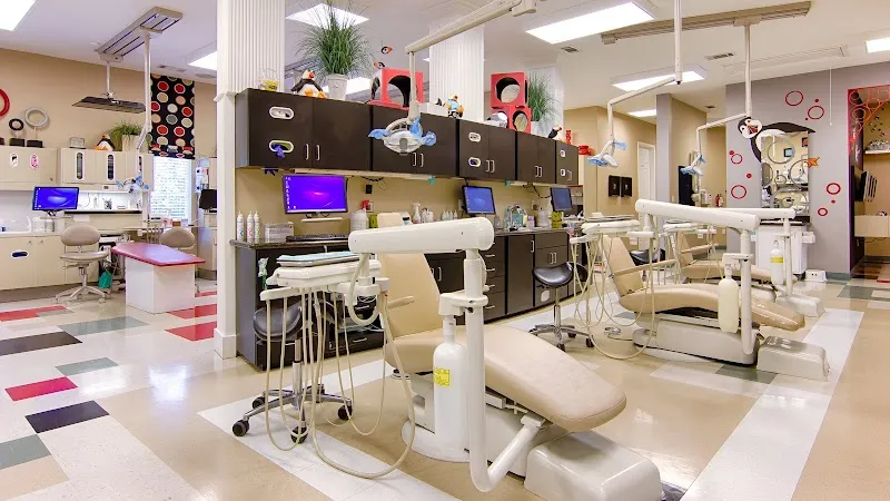 Dennis Tran, DDS — pediatric dentist in Conroe