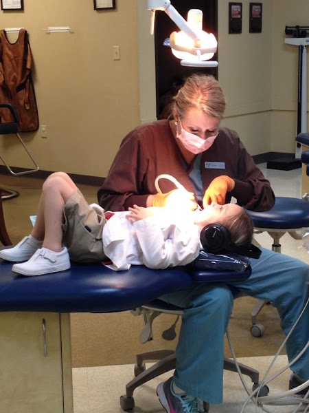 Leeann Mcquade, DDS — pediatric dentist in Beaumont