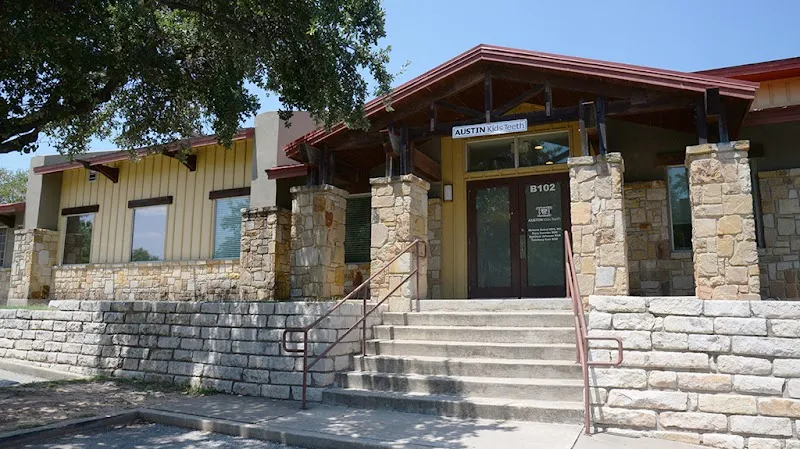 Melanie Beth Babot, DDS — pediatric dentist in Austin