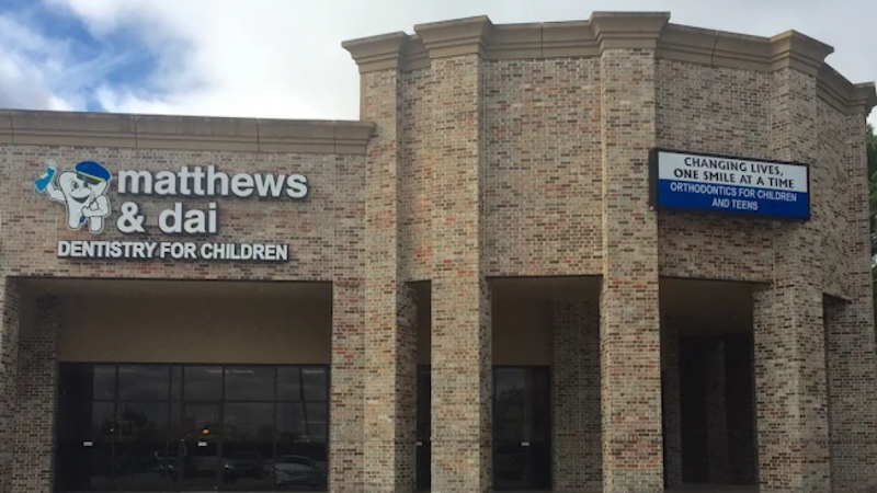 Michael Andrew Sitters, DDS — pediatric dentist in Spring